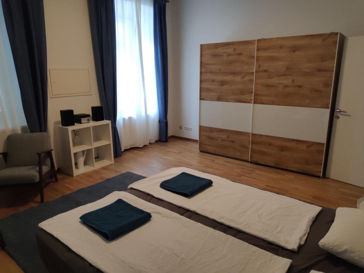 Flataid Apartment Reitschulgasse - City Center - Jakominiplatz กราซ ภายนอก รูปภาพ